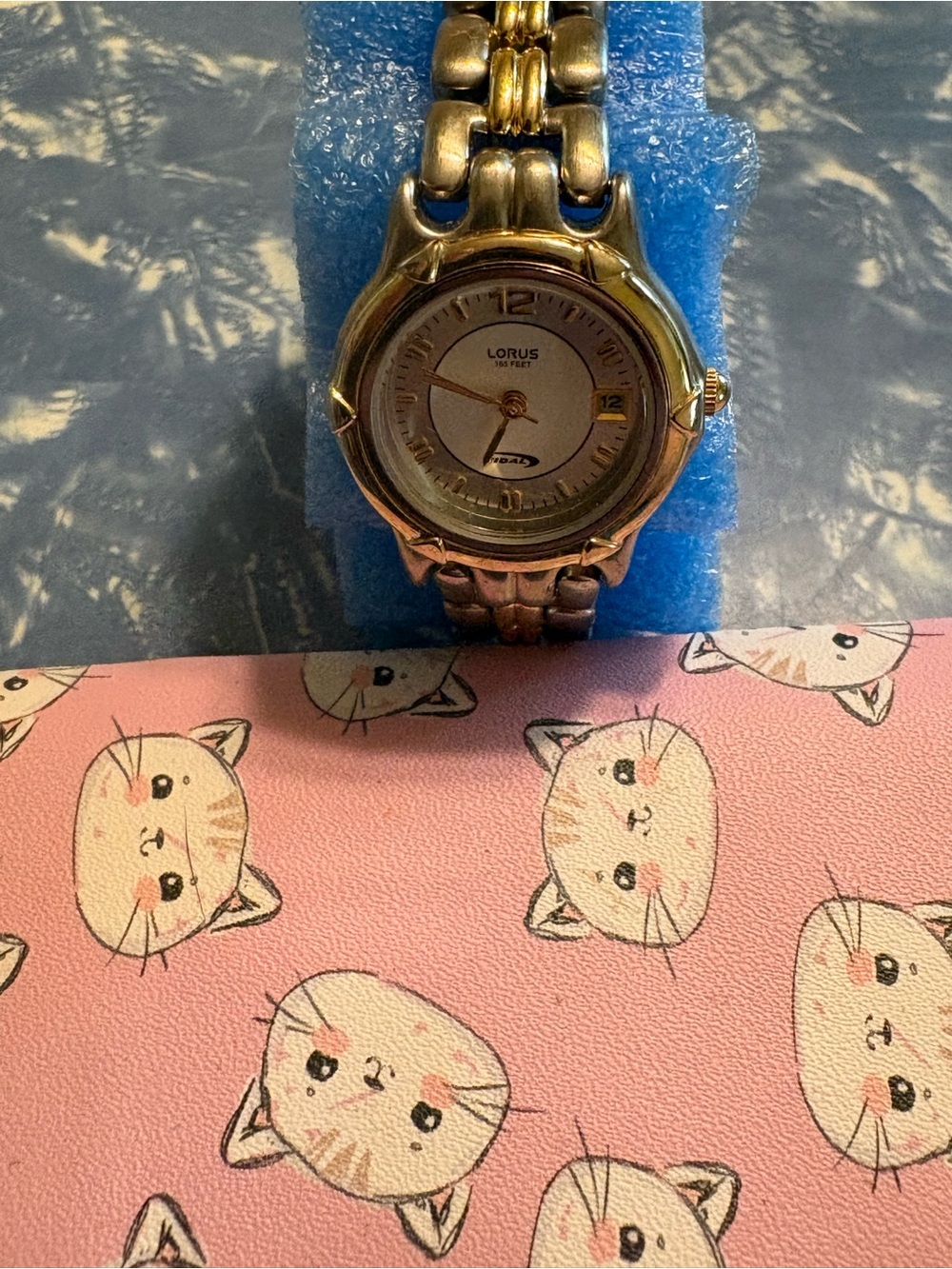 Vintage Women's Lorus Tidal Gold and Silver Tone Analog Watch